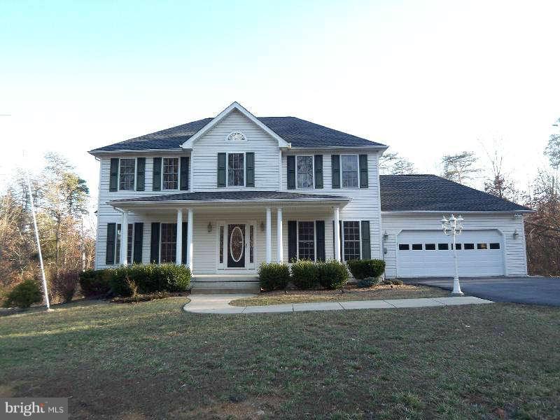 83 Massanutten Farms Road Front Royal, VA 22630 - Photo 1 of 30 Exterior (Front)