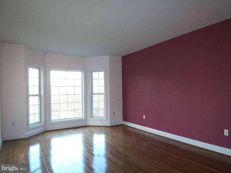 83 Massanutten Farms Road Front Royal, VA 22630 - Photo 24 of 30 Living Room