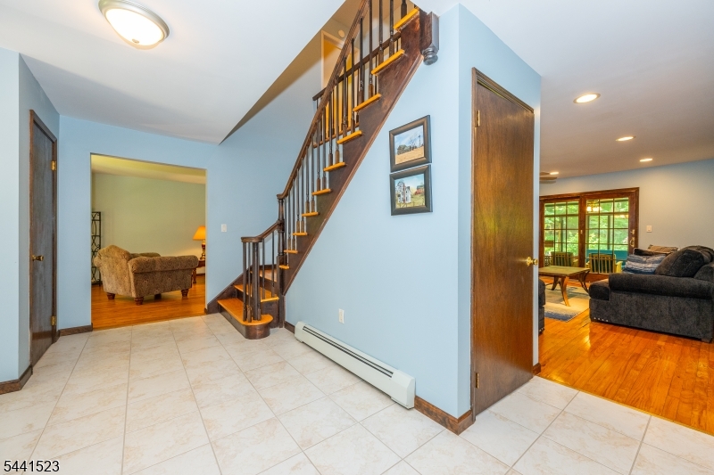 4 Tracey Lane Sparta, NJ 07871 - Photo 4 of 32