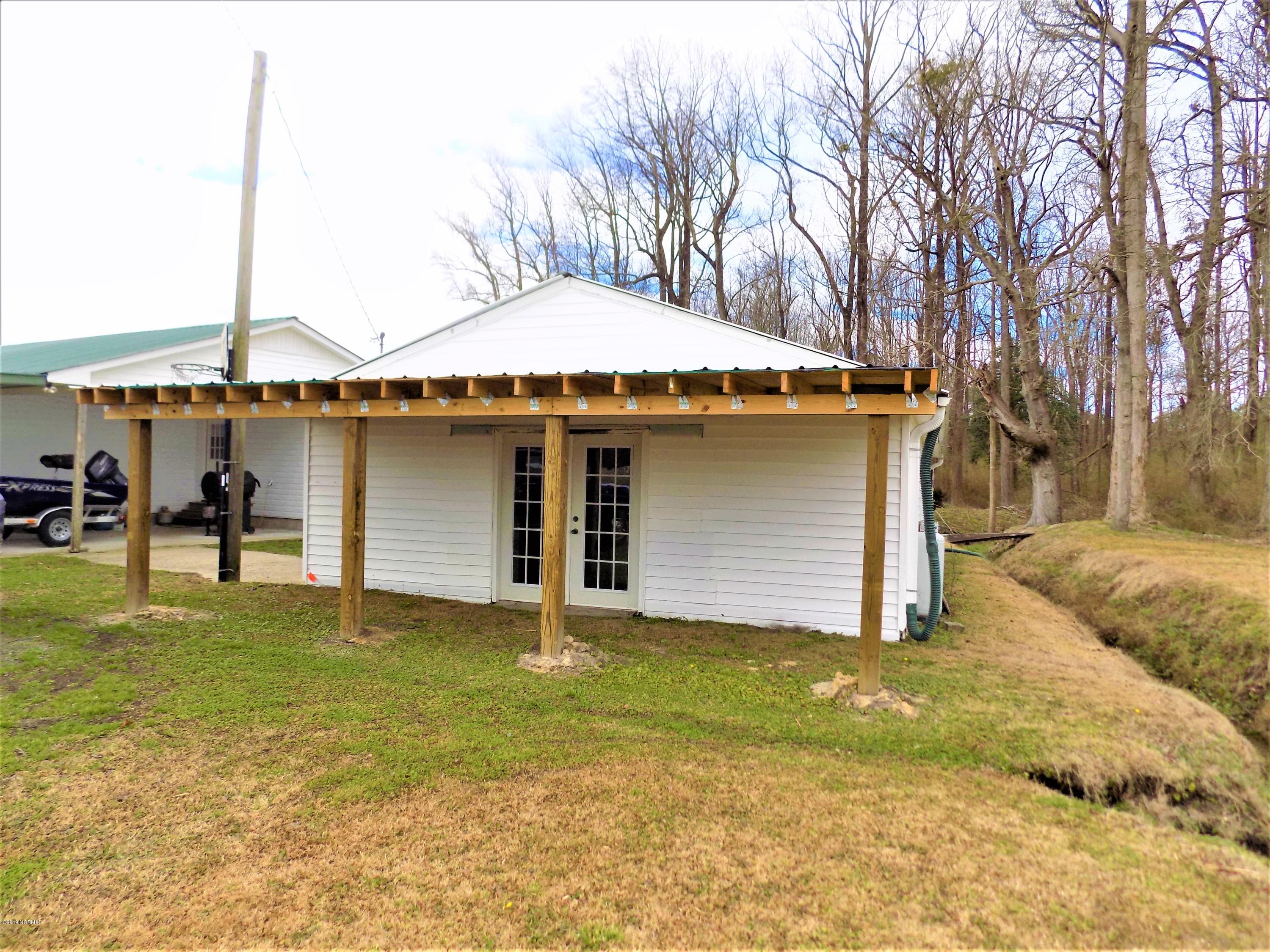 223 Cole Road Beulaville, NC 28518 - Photo 32 of 40 WORKSHOP