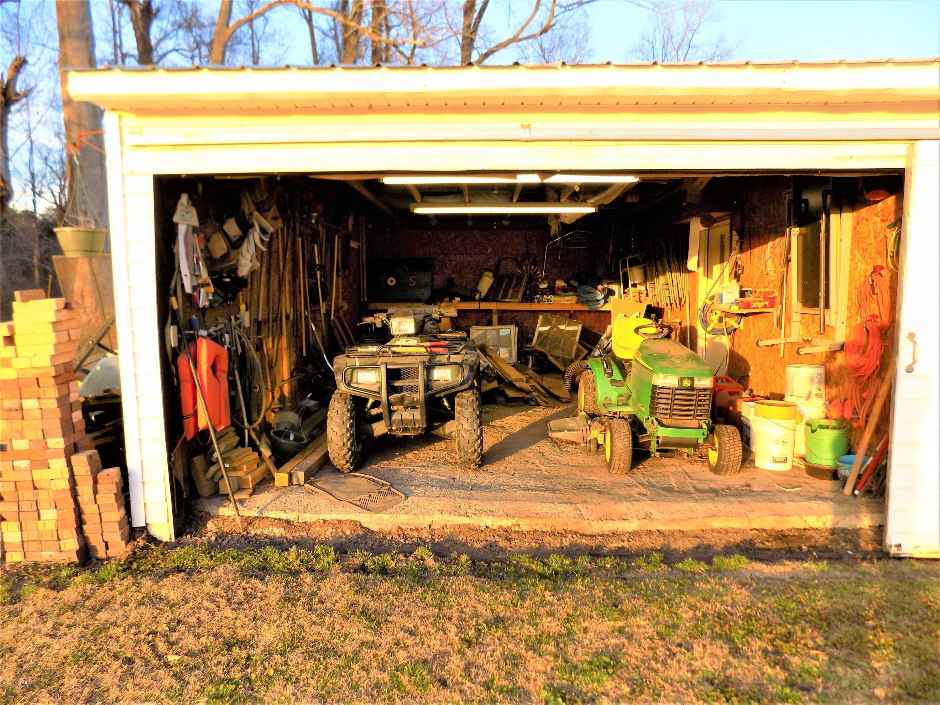 223 Cole Road Beulaville, NC 28518 - Photo 40 of 40 BACK SHOP