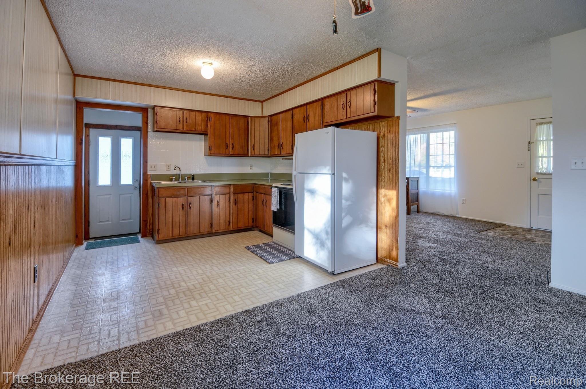 14267 Neff Road Clio, MI 48420 - Photo 14 of 26 SD3_6521-HDR(5).jpg