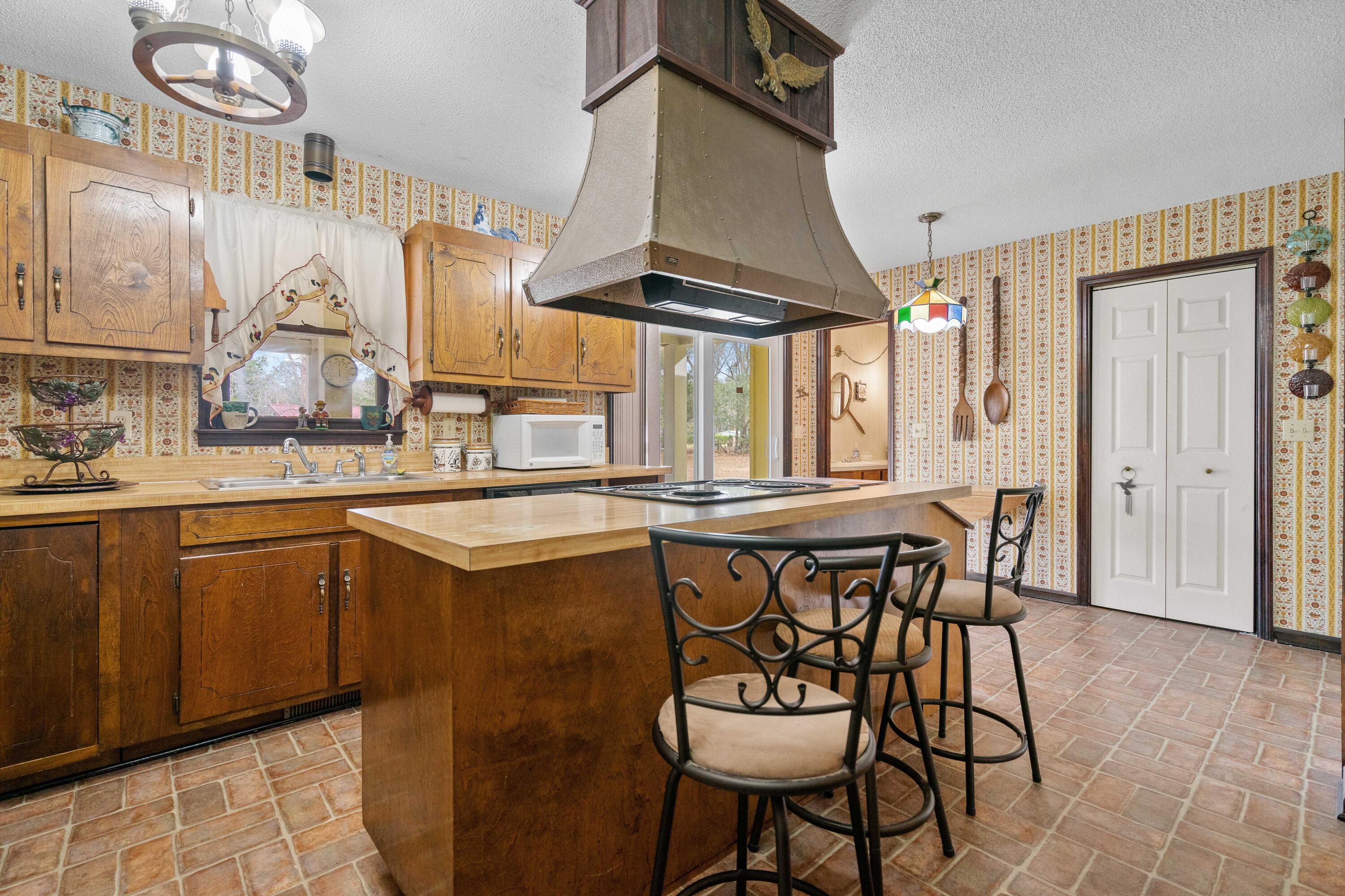 1768 Highway 61 Ridgeville, SC 29472 - Photo 7 of 43 DSC06970