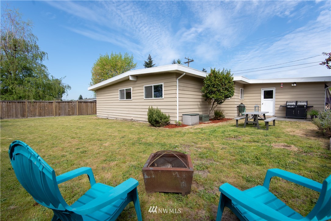 3009 Northeast 8th Street Renton, WA 98056 - Photo 22 of 25