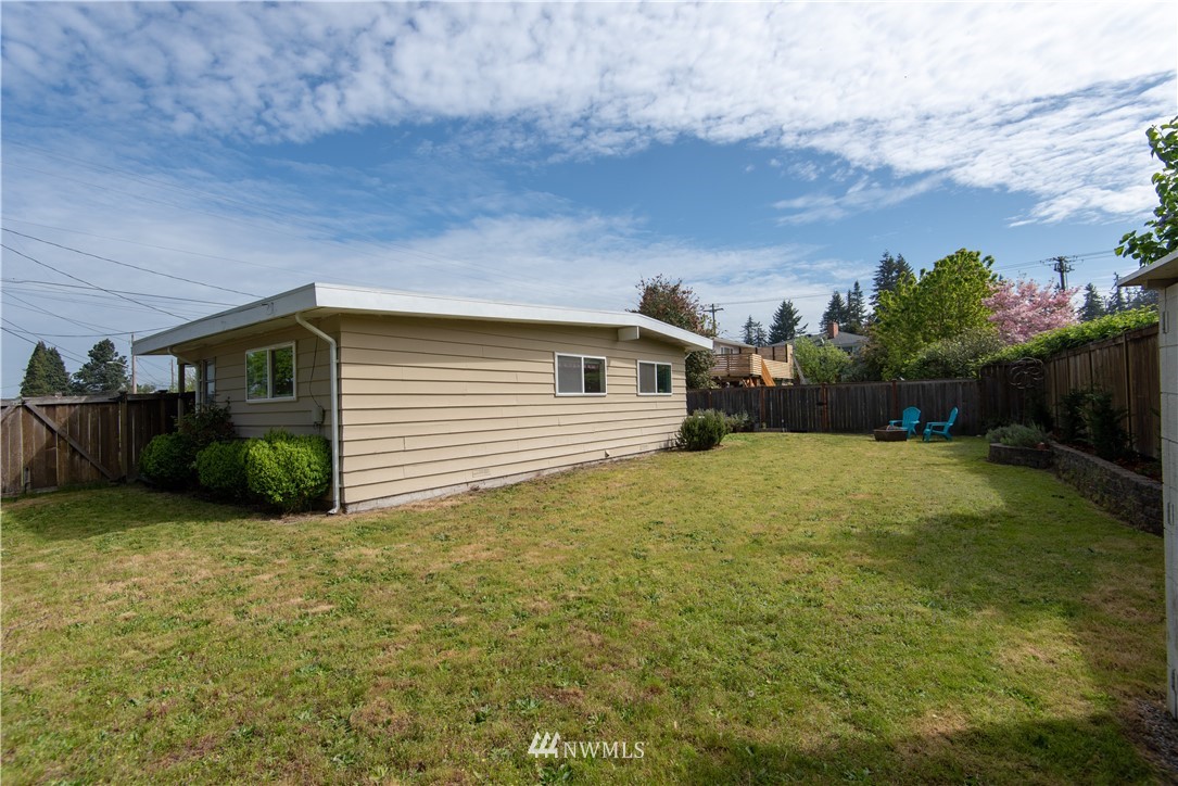 3009 Northeast 8th Street Renton, WA 98056 - Photo 25 of 25