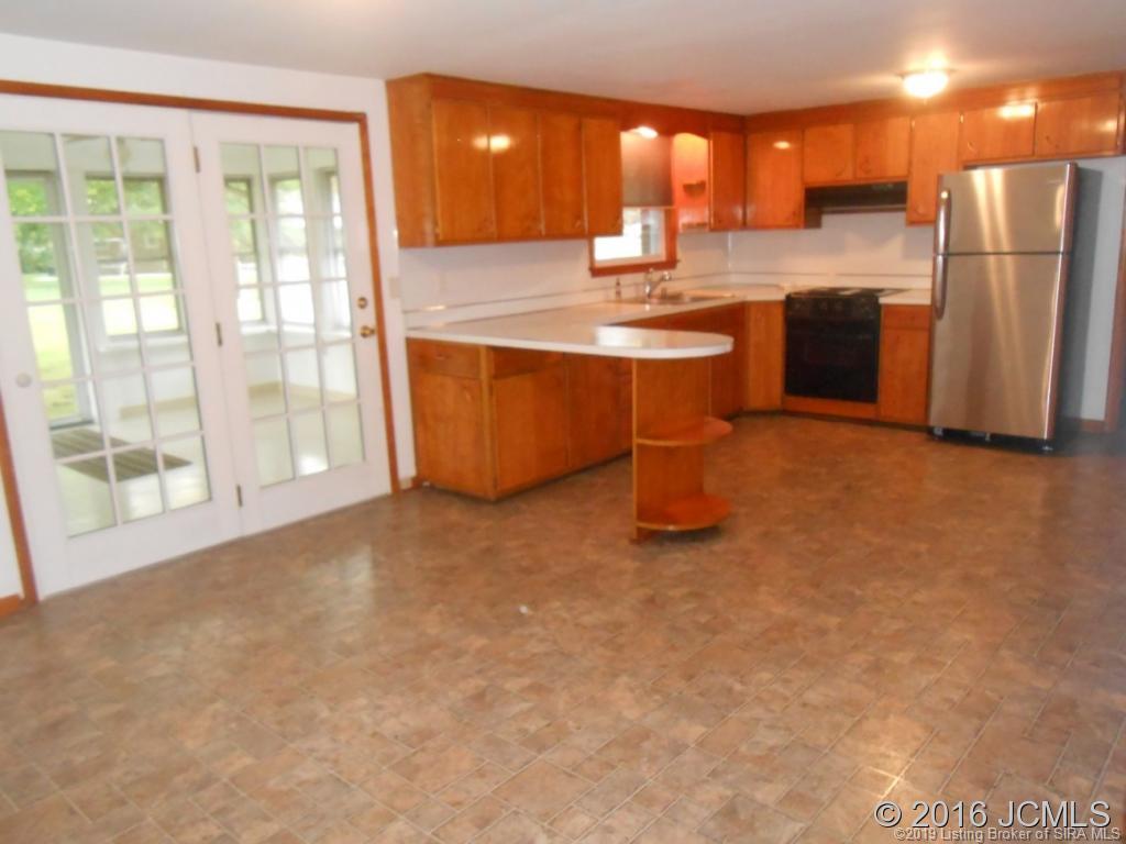 1403 Michigan Road Madison, IN 47250 - Photo 3 of 23