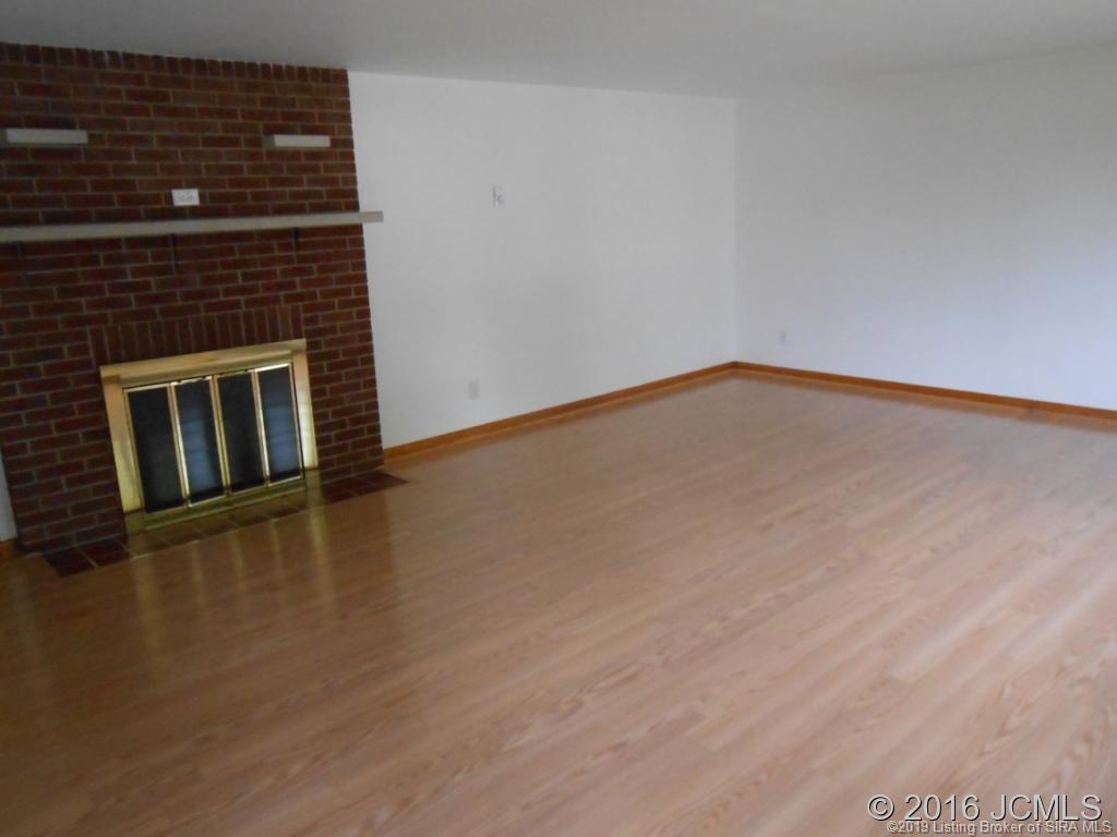 1403 Michigan Road Madison, IN 47250 - Photo 5 of 23