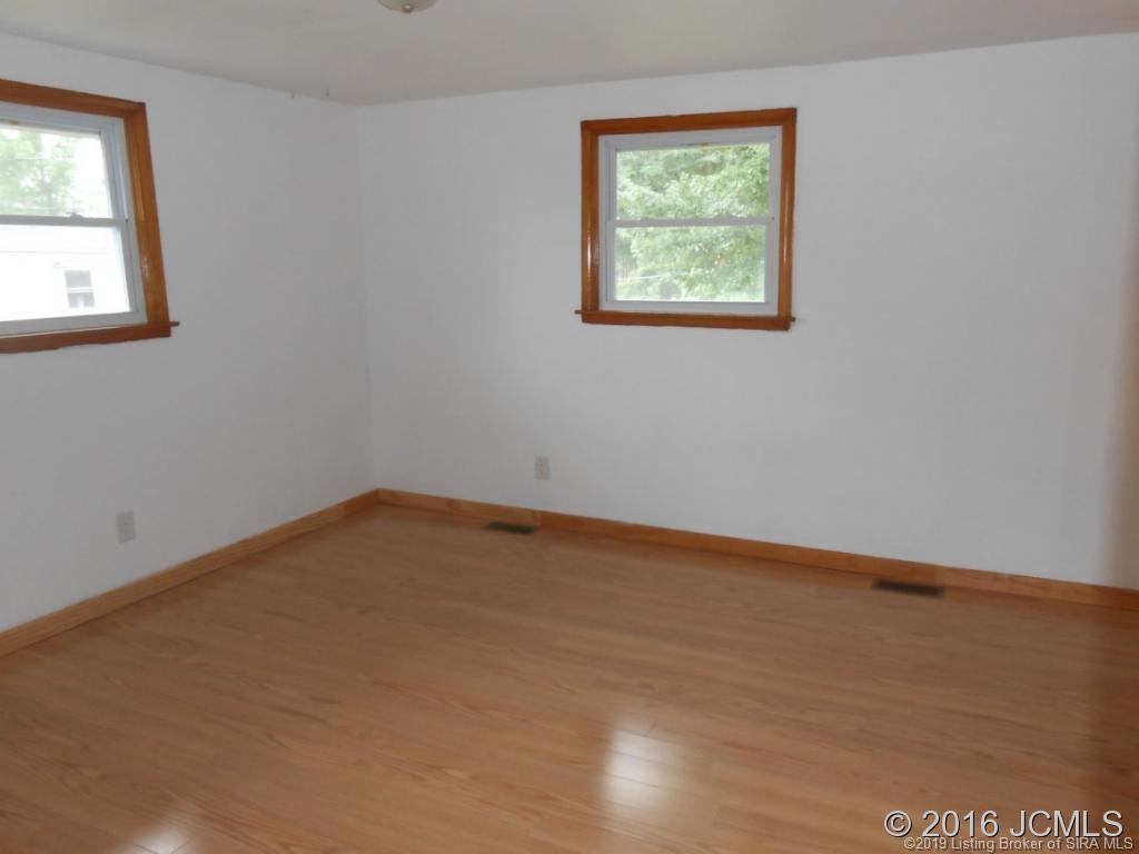 1403 Michigan Road Madison, IN 47250 - Photo 8 of 23