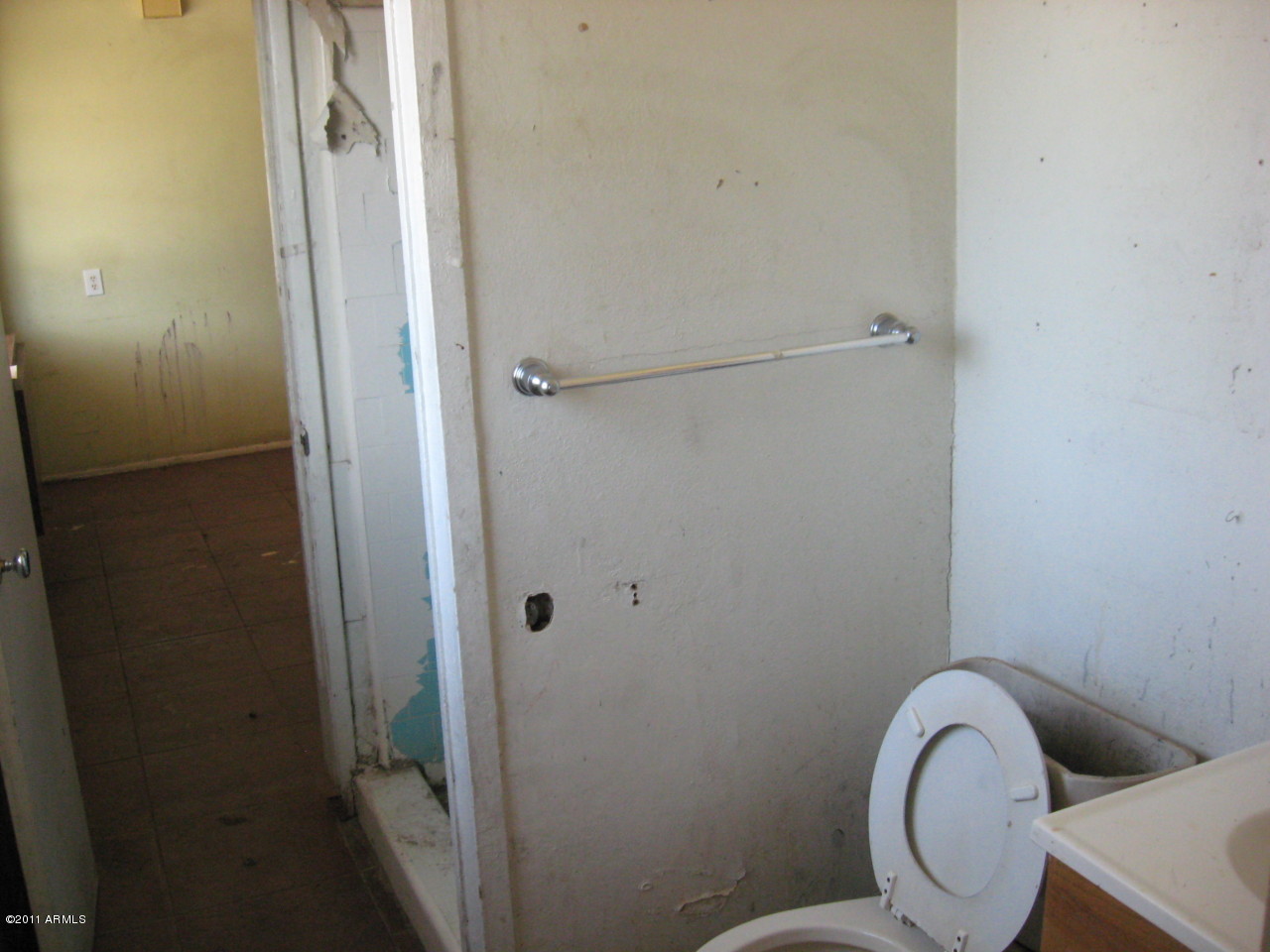 3319 West Ocotillo Road Phoenix, AZ 85017 - Photo 10 of 12 Bathroom