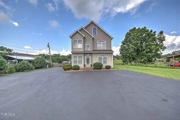$425,000 | 15519 Lee Highway, Bristol, VA 24202
