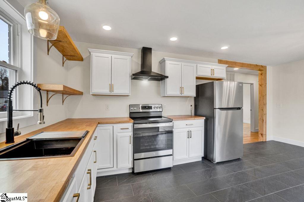 204 Quartermaster Road Spartanburg, SC 29301 - Photo 8 of 48