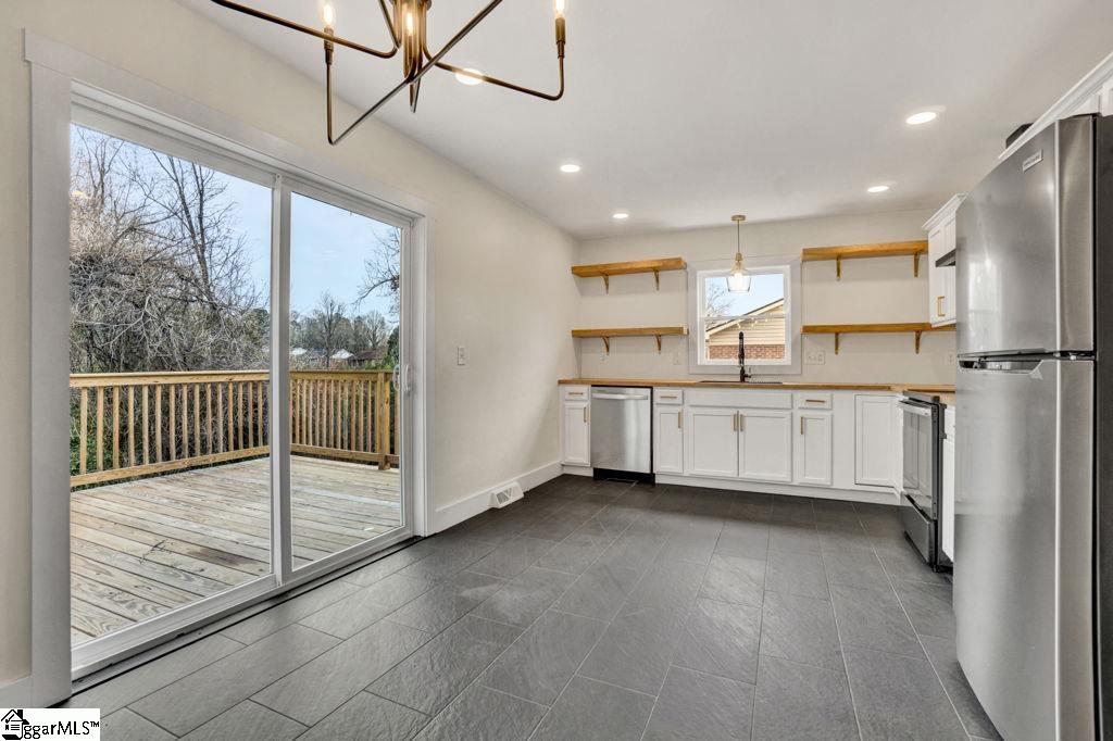 204 Quartermaster Road Spartanburg, SC 29301 - Photo 9 of 48