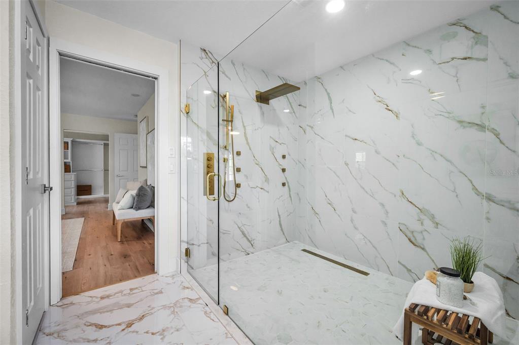 409 Barbara Lane Tampa, FL 33609 - Photo 8 of 51