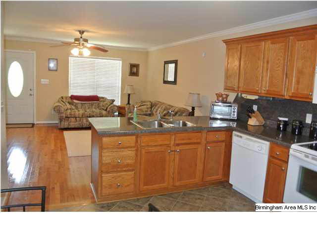 1012 South Hillcrest Road Odenville, AL 35120 - Photo 4 of 24