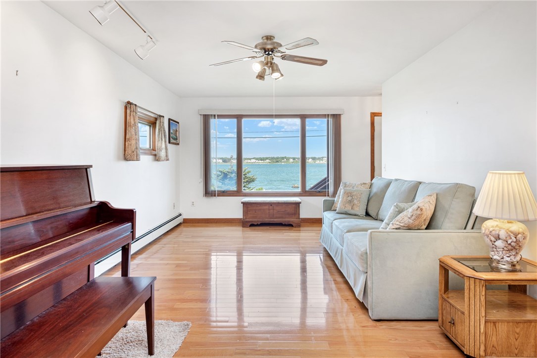 2 Edith Road Narragansett, RI 02882 - Photo 15 of 40