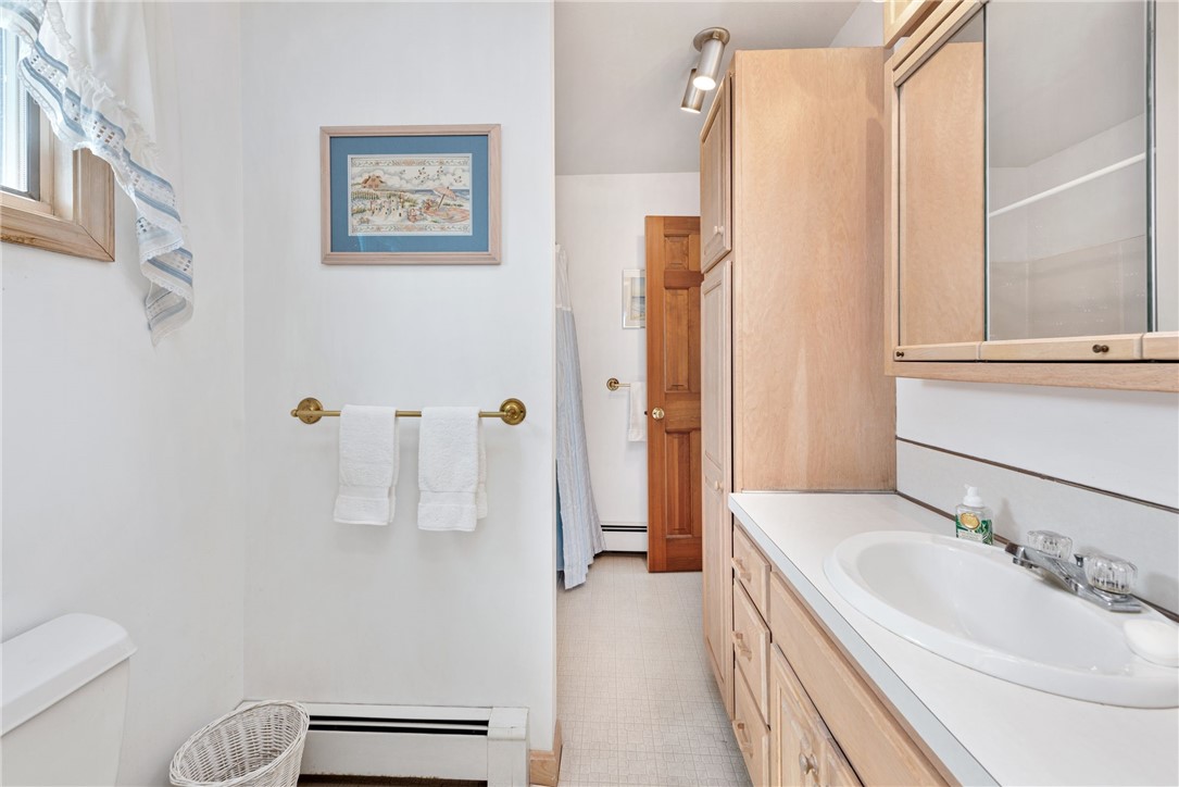 2 Edith Road Narragansett, RI 02882 - Photo 7 of 40