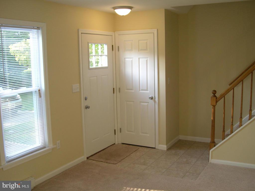 29 Pheasant Lane Lititz, PA 17543 - Photo 3 of 18