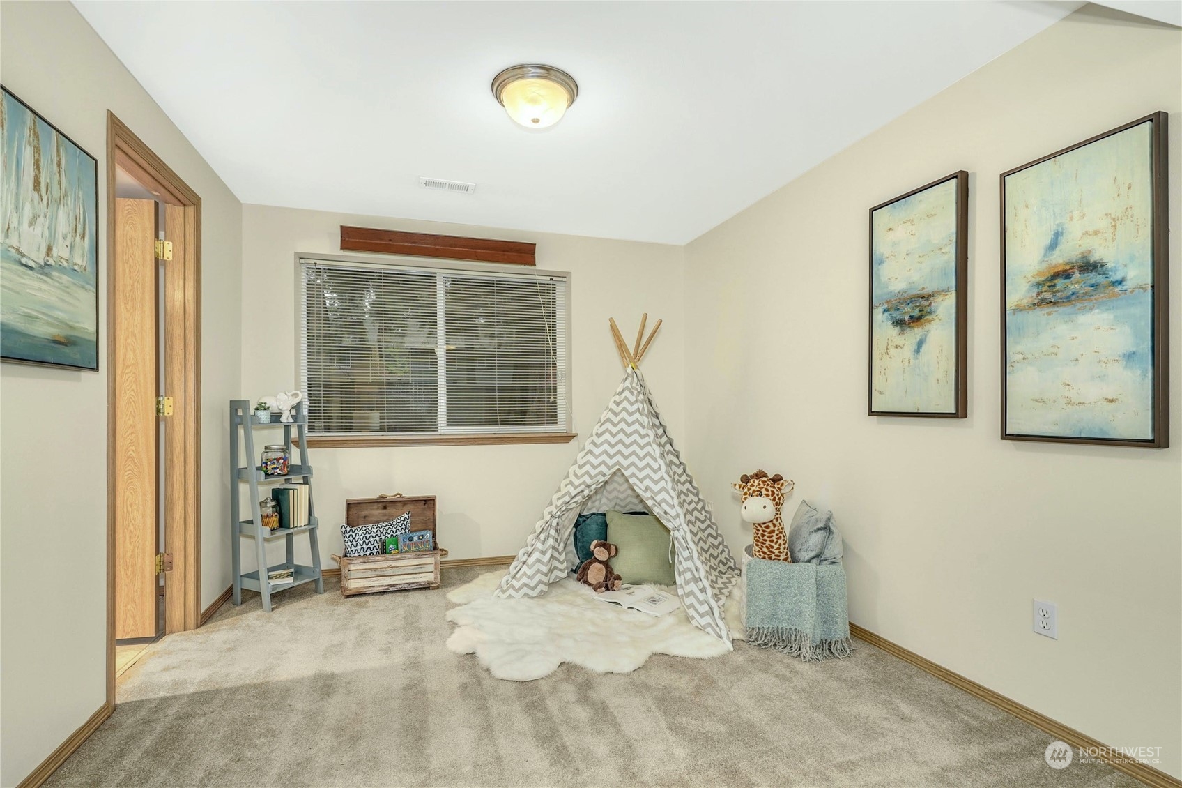 19215 1st Avenue Southeast Bothell, WA 98012 - Photo 22 of 35 Gallery Image 22