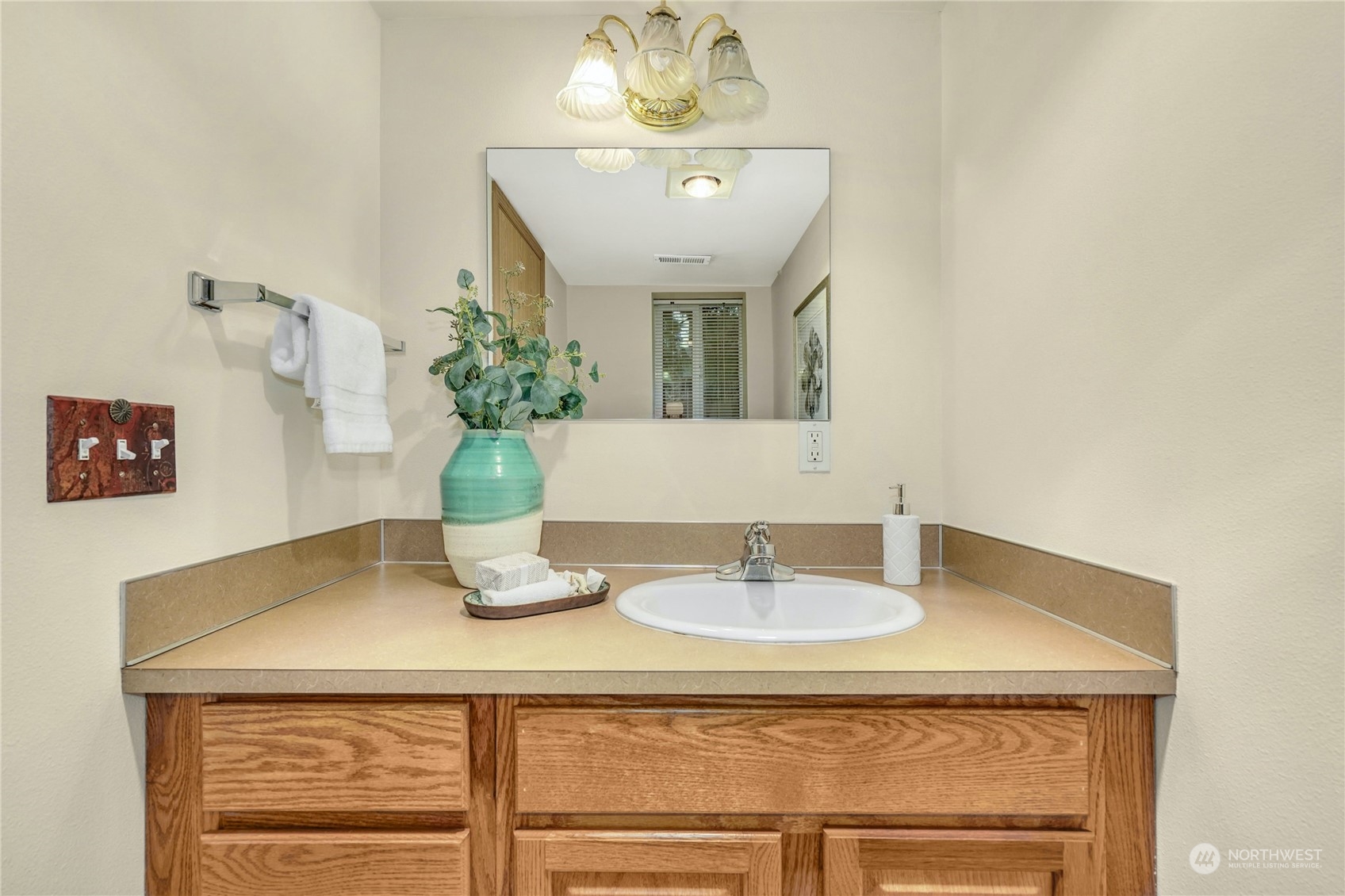 19215 1st Avenue Southeast Bothell, WA 98012 - Photo 23 of 35 Gallery Image 23