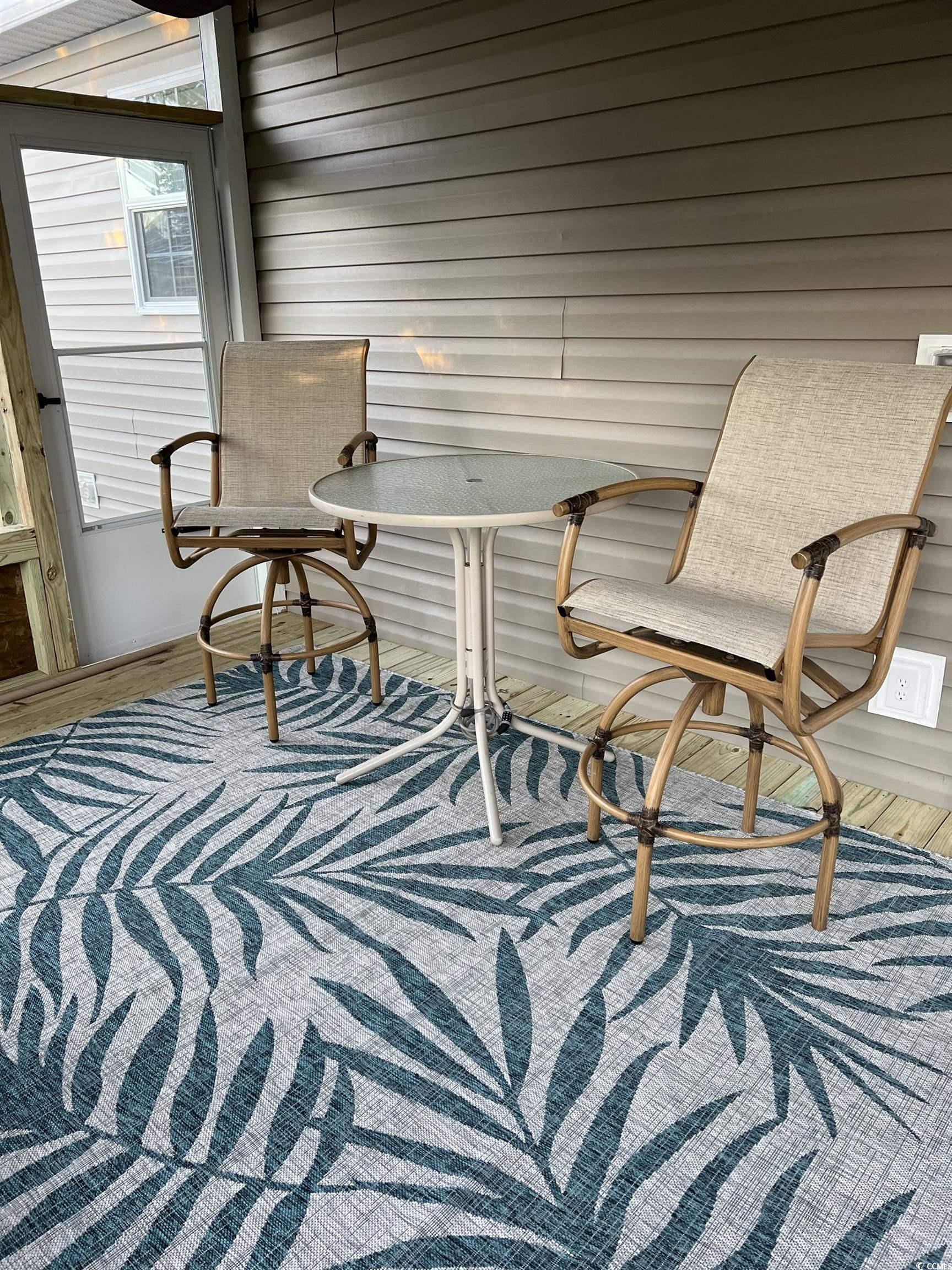 1651 Perry Circle Myrtle Beach, SC 29577 - Photo 31 of 32 View of sunroom / solarium