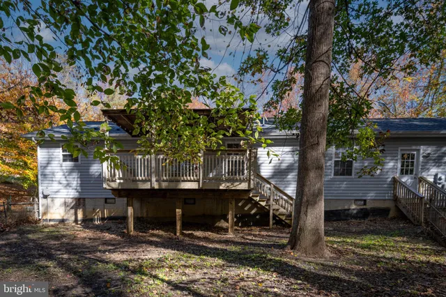 a view of outdoor space with garden and entertaining space
