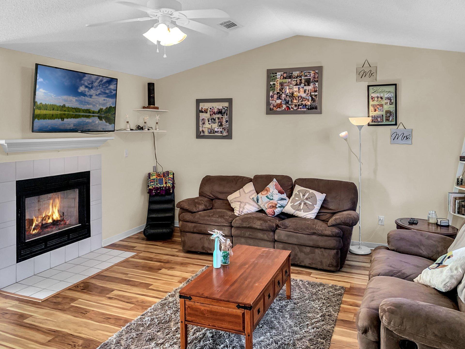 68 Stowe Road Mary Esther, FL 32569 - Photo 6 of 35 13803-img-2351-7c23c818