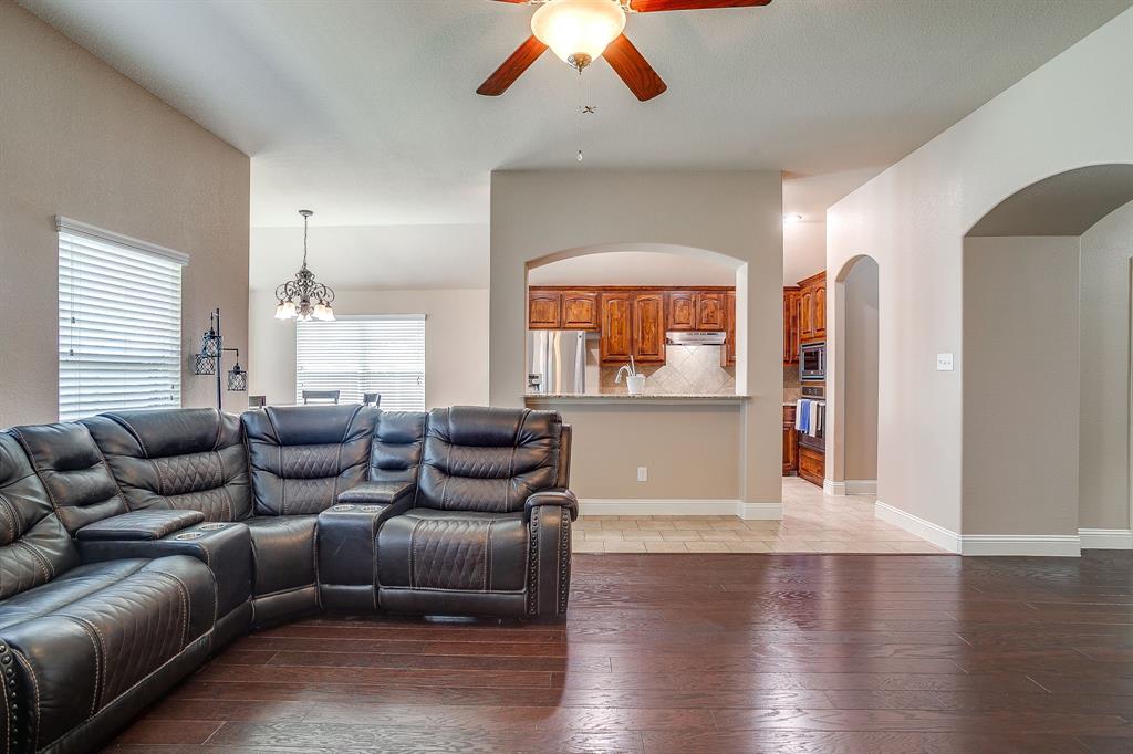 110 Sheri Way Red Oak, TX 75154 - Photo 16 of 36