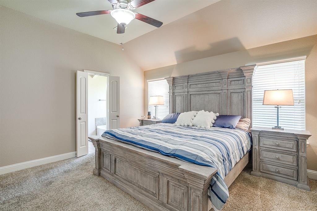 110 Sheri Way Red Oak, TX 75154 - Photo 18 of 36