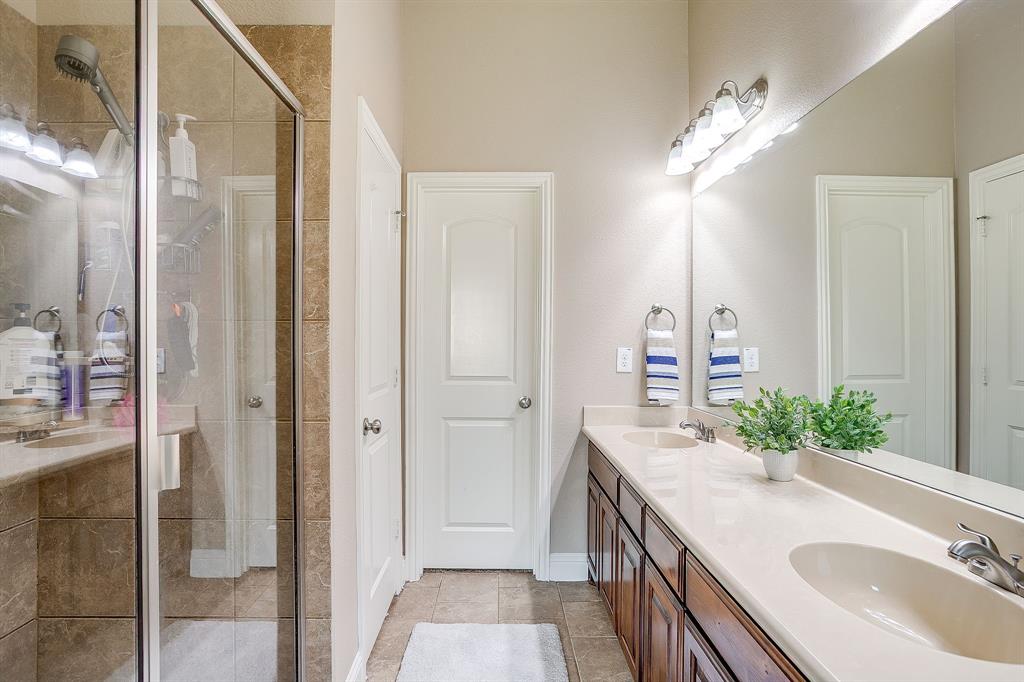 110 Sheri Way Red Oak, TX 75154 - Photo 21 of 36