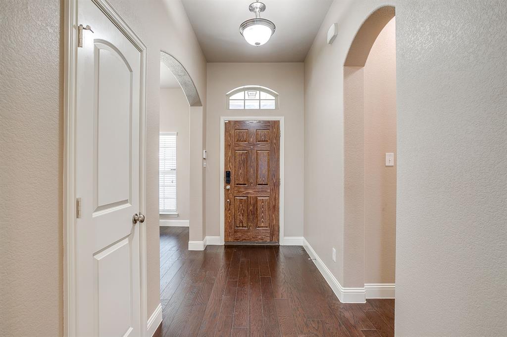 110 Sheri Way Red Oak, TX 75154 - Photo 5 of 36