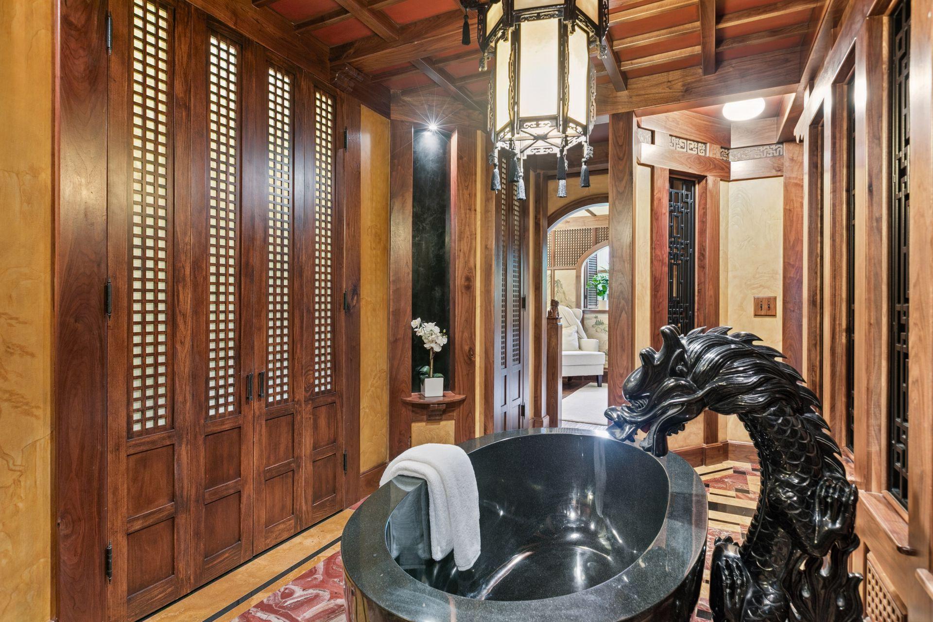 8 Grove Street, Unit 8B Minneapolis, MN 55401 - Photo 32 of 49