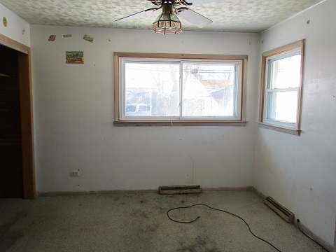 332 North Wolf Road Hillside, IL 60162 - Photo 11 of 16 an empty room with a window