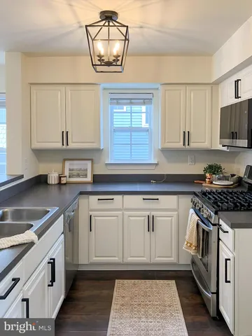 $299,900 | 537 May Street, Pottstown, PA 19464