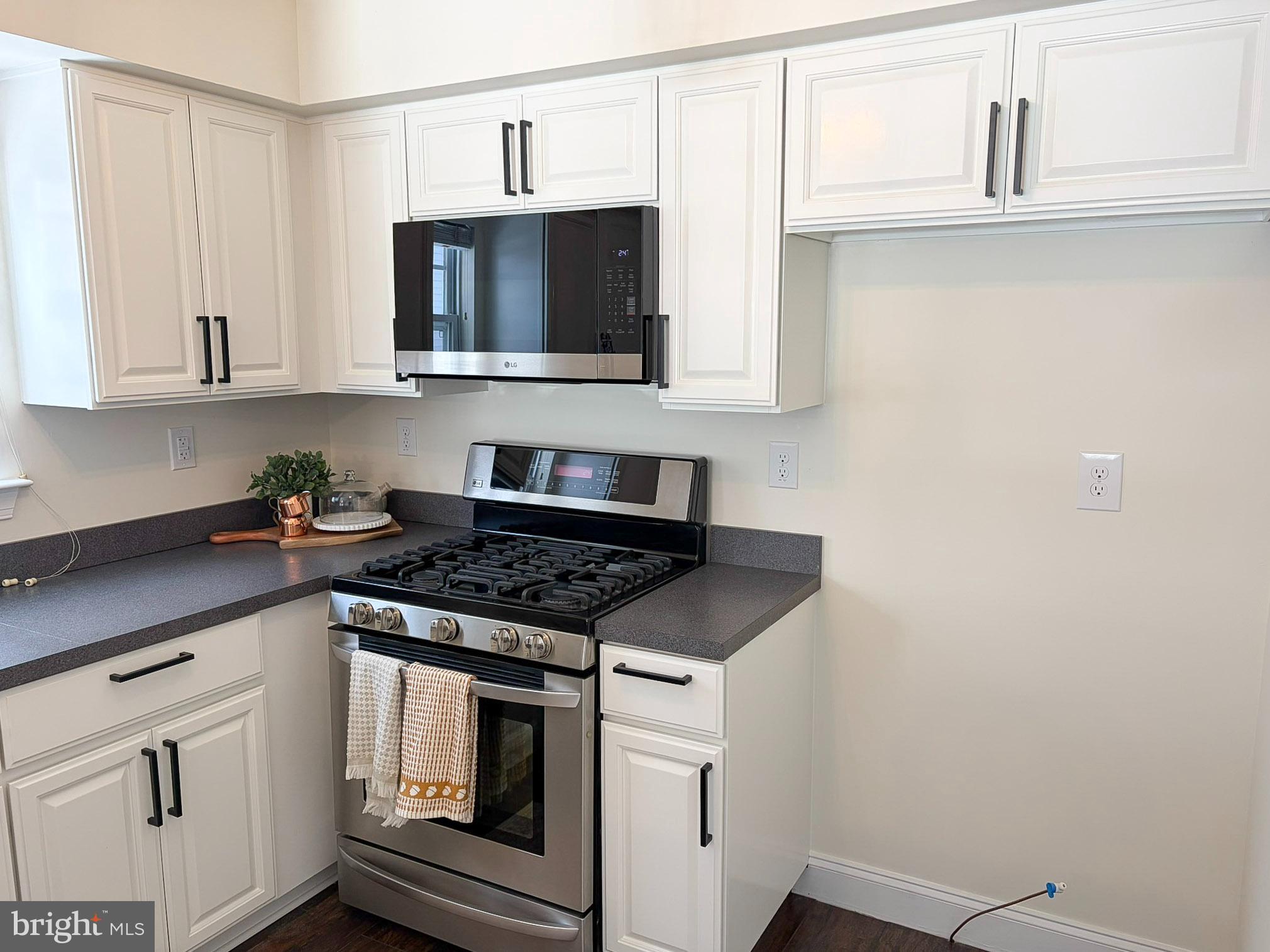 537 May Street Pottstown, PA 19464 - Photo 15 of 41