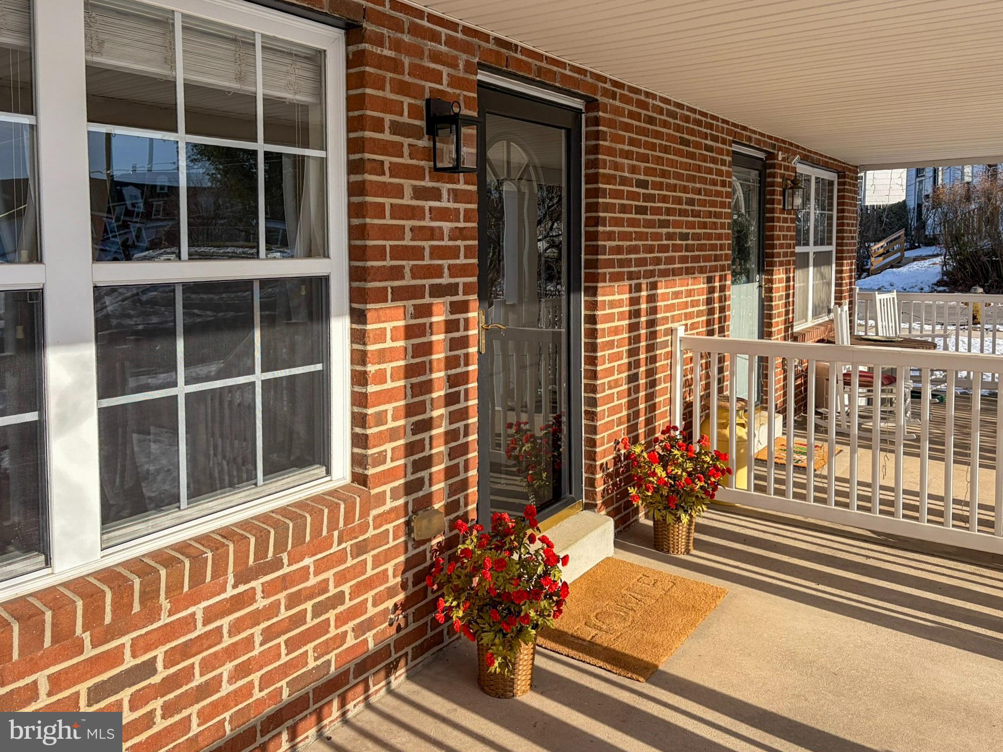 537 May Street Pottstown, PA 19464 - Photo 4 of 41