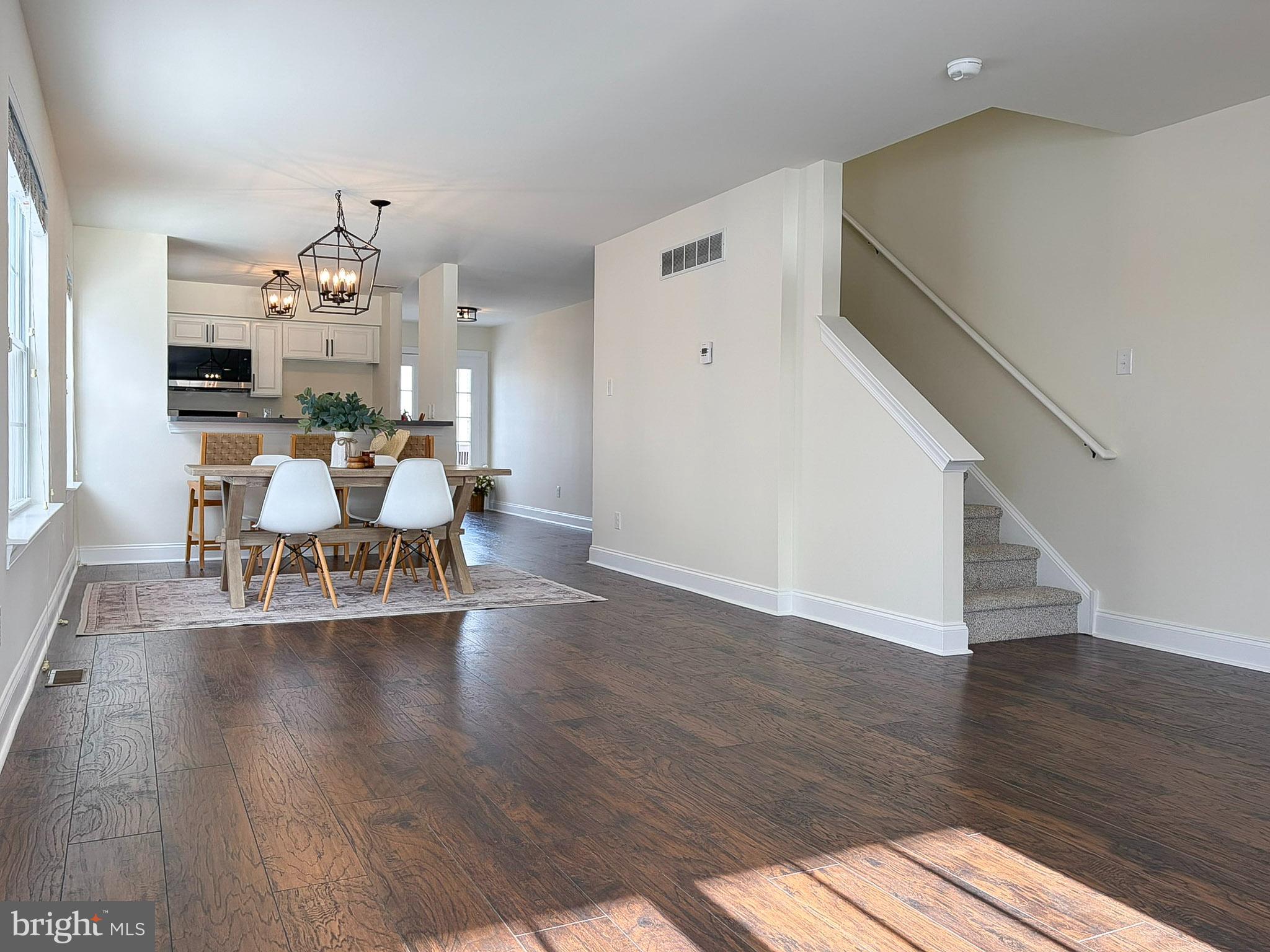 537 May Street Pottstown, PA 19464 - Photo 7 of 47