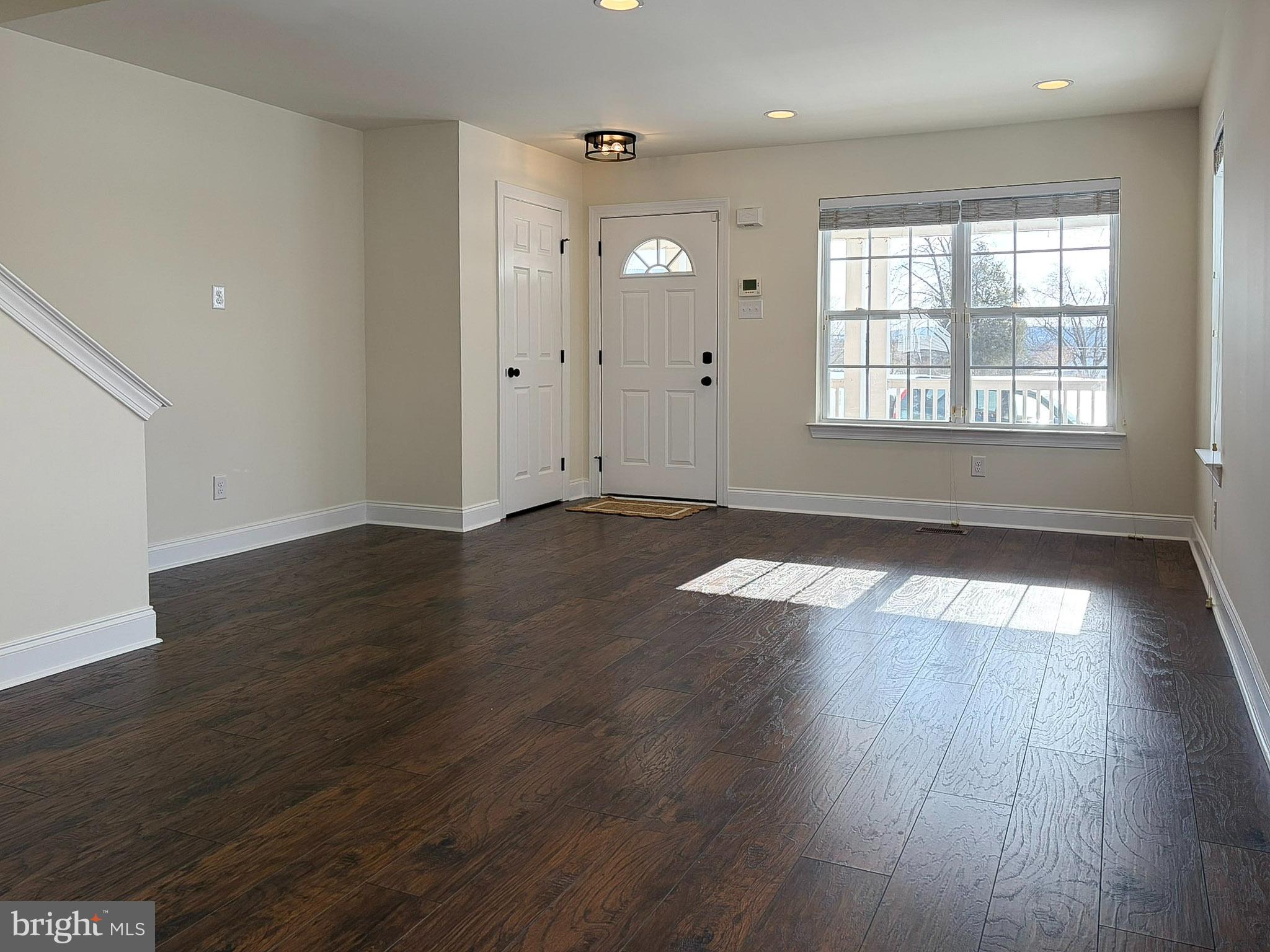 537 May Street Pottstown, PA 19464 - Photo 9 of 47