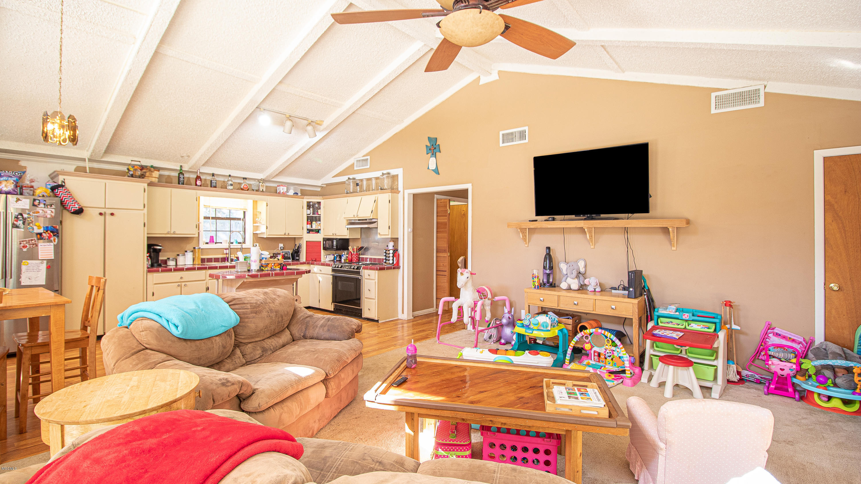23323 Meaut Road Pass Christian, MS 39571 - Photo 5 of 14 23323 Meaut Rd-108
