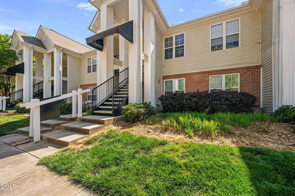 $255,000 | 2400 Huntscroft Lane, Unit 202, Raleigh, NC 27617