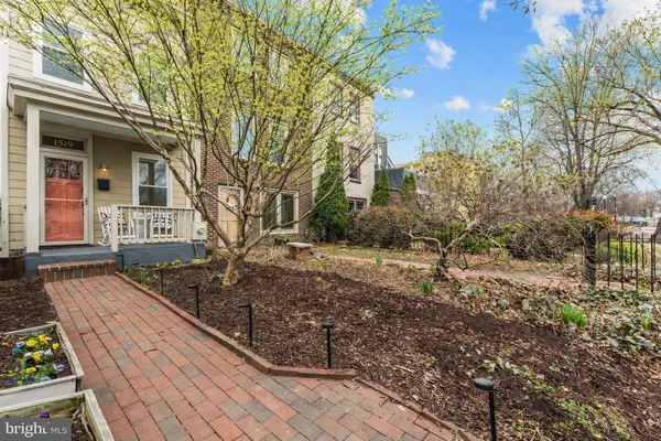 $689,500 | 1519 North Carolina Avenue Northeast, Washington, DC 20002