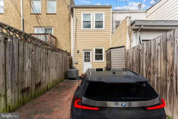 $689,500 | 1519 North Carolina Avenue Northeast, Washington, DC 20002