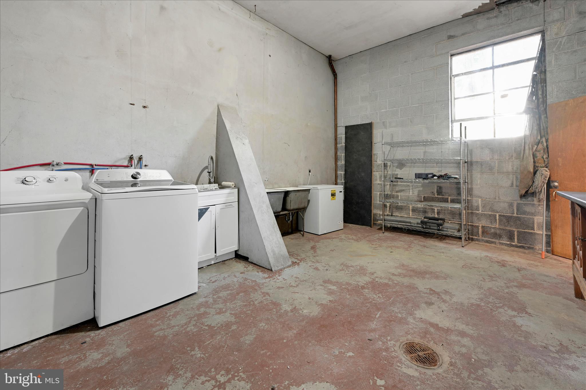 1314 Main Street Gilberton, PA 17934 - Photo 26 of 44 Laundry Area