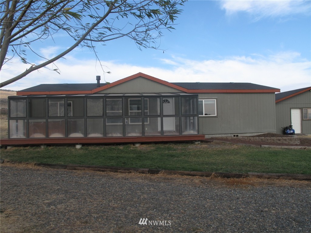 5900 Robbins Road Ellensburg, WA 98926 - Photo 3 of 24 Gallery Image 3