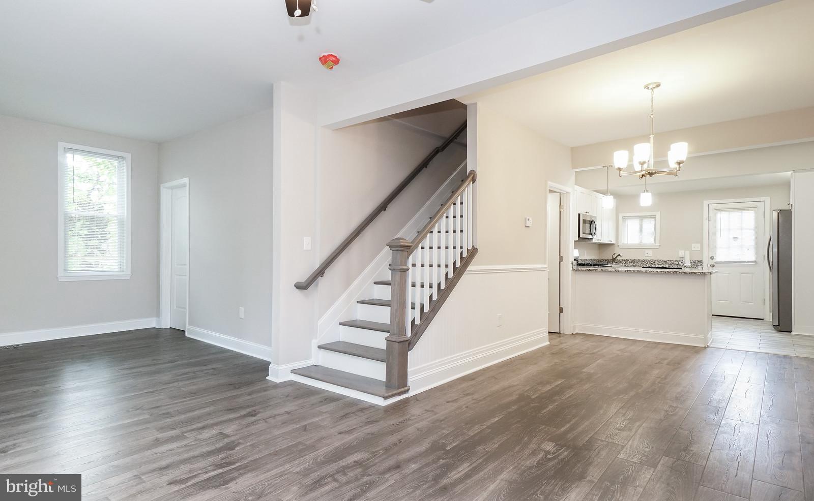 2409 East Cold Spring Lane Baltimore, MD 21214 - Photo 6 of 19 Family Room