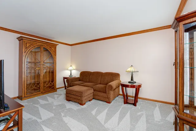 $539,900 | 833 Sterling Avenue, West Chicago, IL 60185