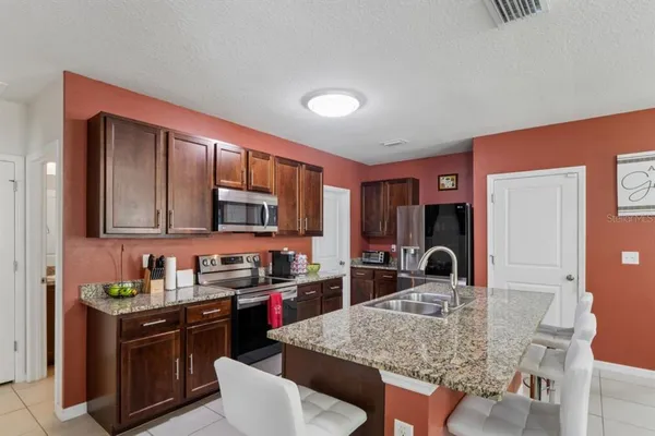 $397,000 | 3517 Winterberry Lane, Valrico, FL 33594