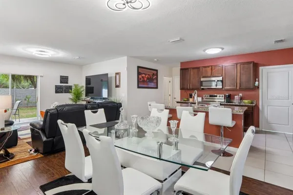 $397,000 | 3517 Winterberry Lane, Valrico, FL 33594