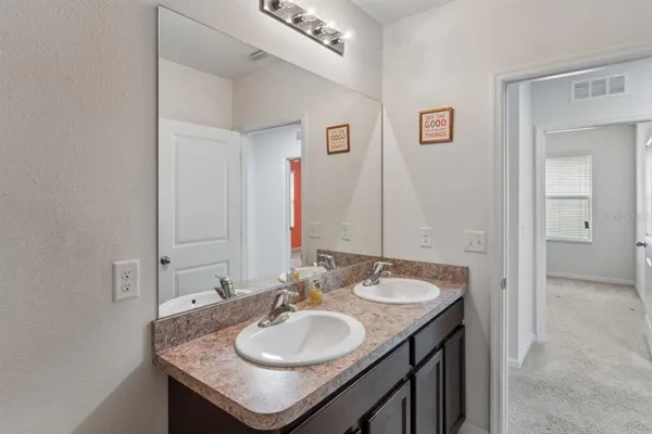 $397,000 | 3517 Winterberry Lane, Valrico, FL 33594