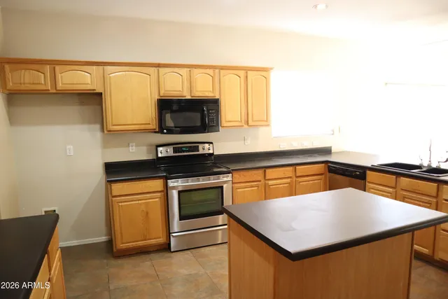 $3,200 | 9465 East Lompoc Avenue, Mesa, AZ 85209