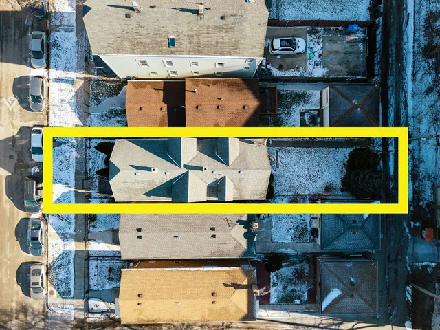 $450,000 | 3723 West McLean Avenue, Chicago, IL 60647